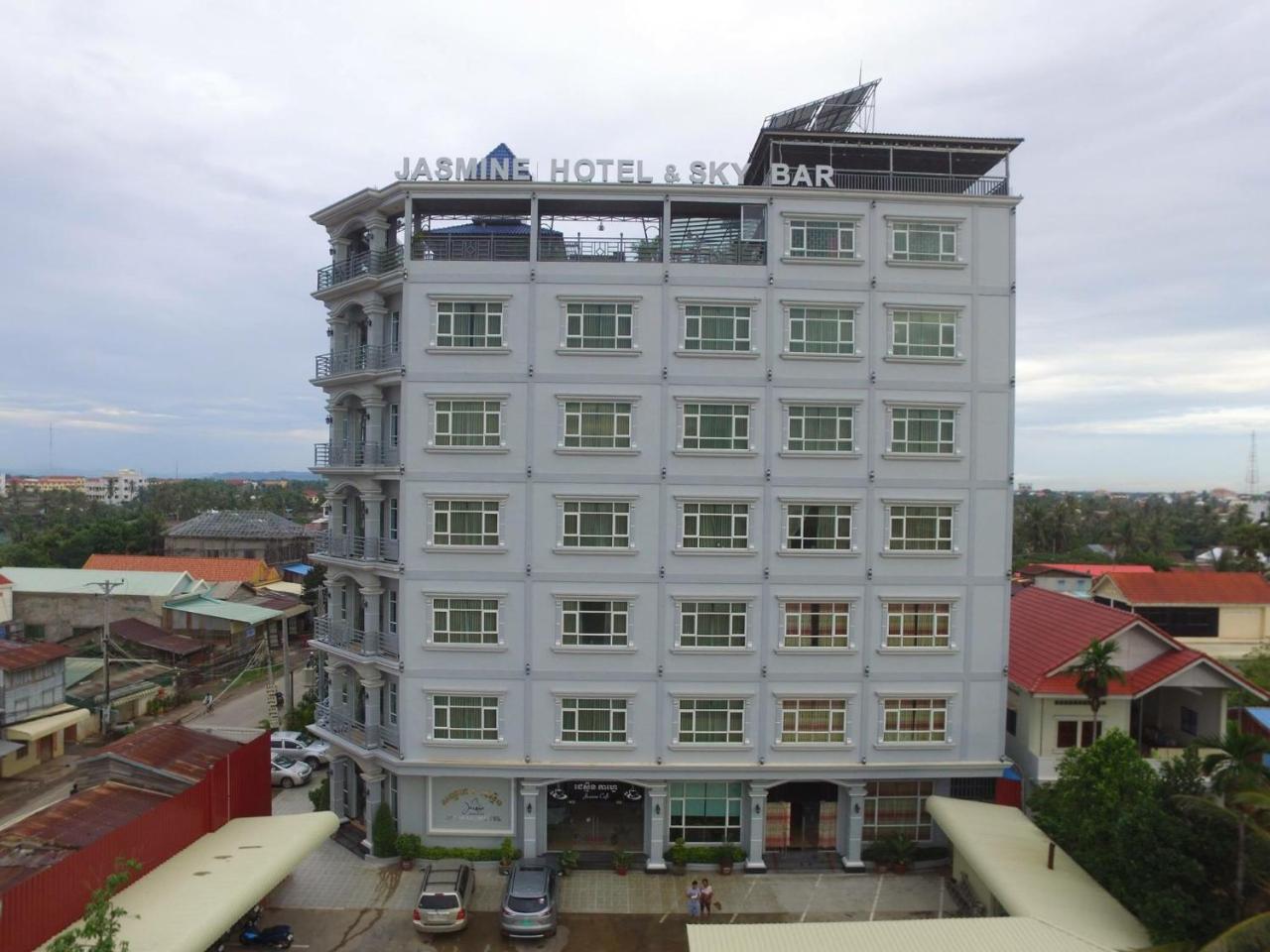 Jasmine Hotel& Sky Bar Battambang Bagian luar foto