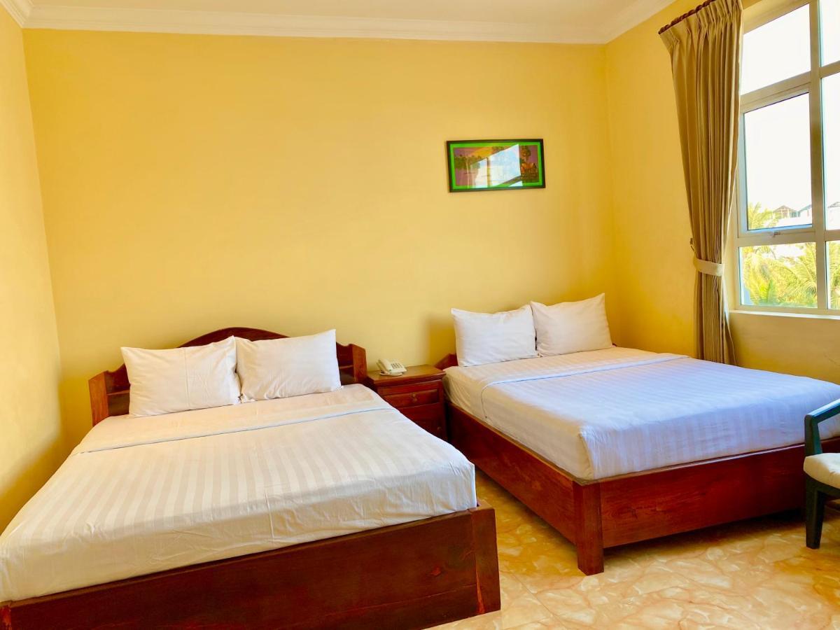 Jasmine Hotel& Sky Bar Battambang Bagian luar foto