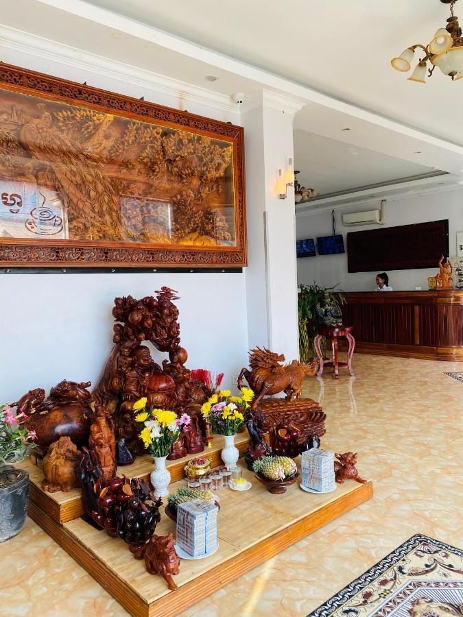 Jasmine Hotel& Sky Bar Battambang Bagian luar foto